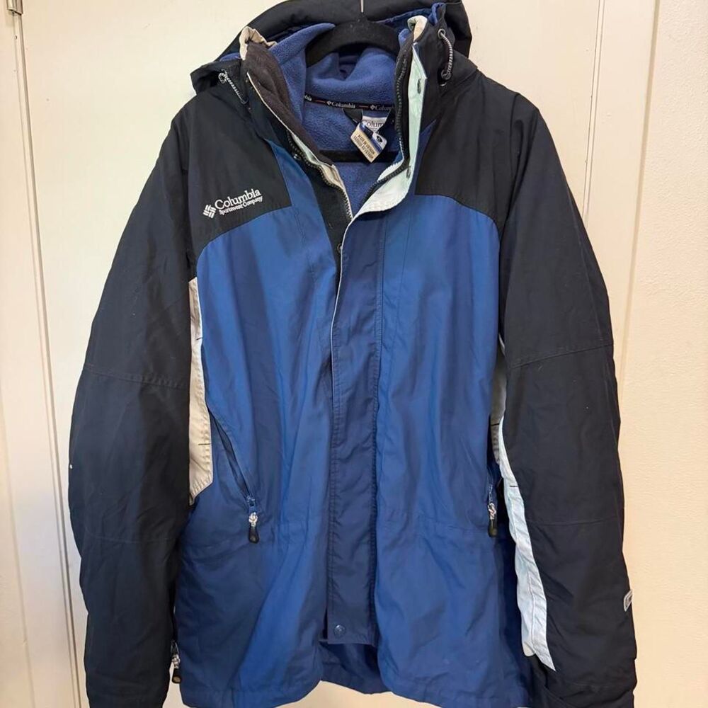 Columbia-sportswear Men's Blue and Navy Jacket